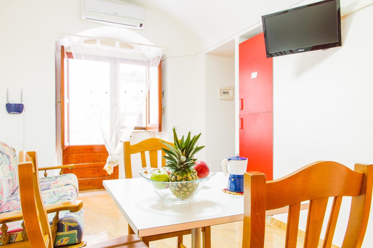 Gaia - Low Cost Studio Cefalù Zewnętrze zdjęcie
